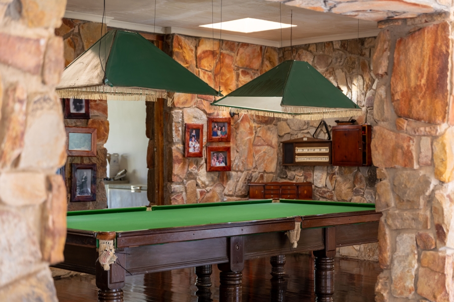 5 Bedroom Property for Sale in Uitenhage Rural Eastern Cape